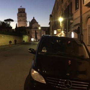 Tour Pisa rental car with driver